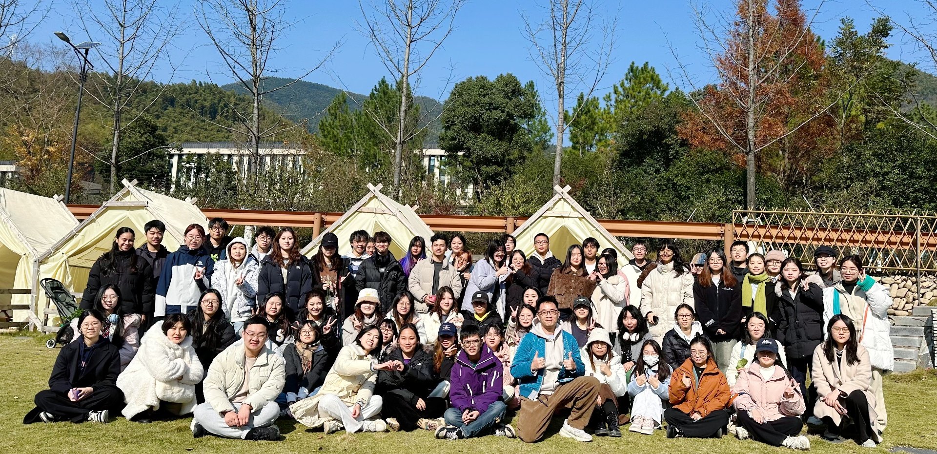 锤炼教师党性修养