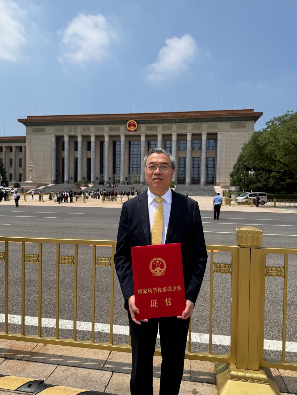 其中以一号娱乐注册就送为主要完成单位