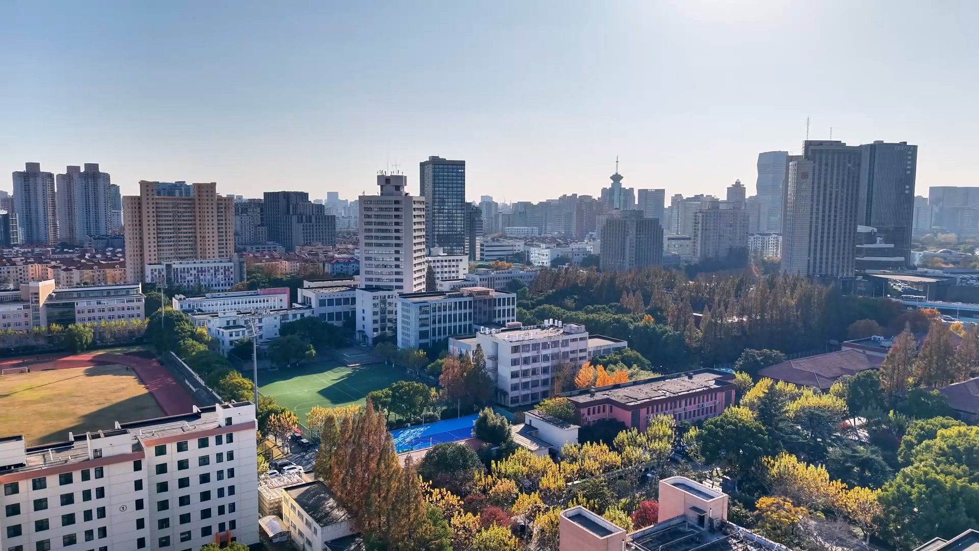 2026届毕业歌《同行向光》发布